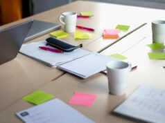 Google Cloud Exec explica cómo evalúa la creatividad en las entrevistas
| Careers,Tech,ai,software-engineers,tech,google,changing-workplace-big-bet,coders-ai Google Cloud Exec explica cómo evalúa la creatividad en las entrevistas
| Careers,Tech,ai,software-engineers,tech,google,changing-workplace-big-bet,coders-ai