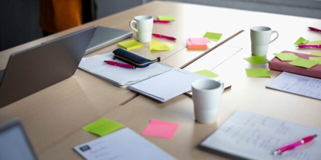 Google Cloud Exec explica cómo evalúa la creatividad en las entrevistas

 | Careers,Tech,ai,software-engineers,tech,google,changing-workplace-big-bet,coders-ai