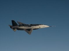 Shield AI Hivemind voló el Anduril Drone Wingman por primera vez
| Military & Defense,defense,air-force,artificial-intelligence,cca,warfare-big-bet Shield AI Hivemind voló el Anduril Drone Wingman por primera vez
| Military & Defense,defense,air-force,artificial-intelligence,cca,warfare-big-bet