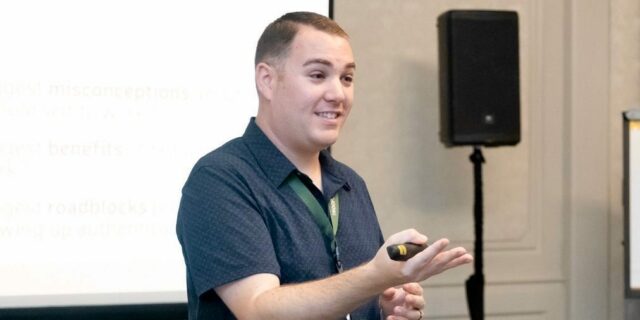 ¿Te han despedido? 3 errores podrían poner en peligro tu búsqueda de empleo: coach profesional

 | Careers,contributor-2026,career-coach,layoffs,tech-layoffs,amazon-layoffs,career-advice,job-cuts,beacon-industries-big-bet