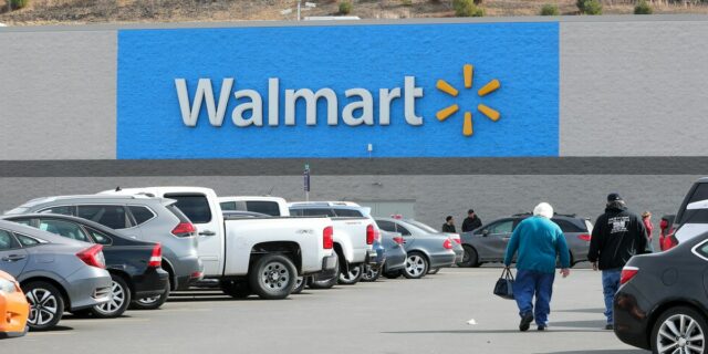 Walmart pagará 16 millones de dólares a los conductores del Walmart pagará 16 millones de dólares a los conductores del Spark en un caso de propinas y pagos de la FTC
| Retail,walmart,spark,gig-workers,delivery,tips,ftc
