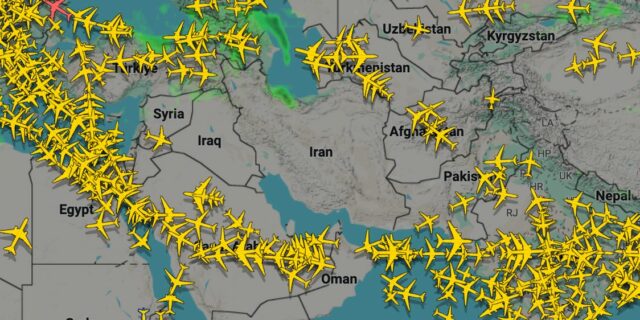 Los ataques de Irán perturban algunos de los espacios aéreos más transitados del mundo

 | Transportation,iran,flight-woes,aviation,airlines,trending-uk,us-iran-conflict
