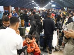 Las fotos muestran caos en los aeropuertos mientras los ataques iraníes detienen los vuelos
| Travel,News,aviation,airlines,iran,air-travel Las fotos muestran caos en los aeropuertos mientras los ataques iraníes detienen los vuelos
| Travel,News,aviation,airlines,iran,air-travel