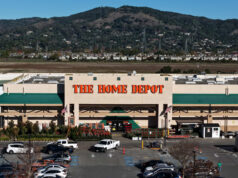 Los costos arancelarios y los reembolsos están en el punto de mira mientras Home Depot, TJX y otros minoristas informan sus resultados esta semana
| Los costos arancelarios y los reembolsos están en el punto de mira mientras Home Depot, TJX y otros minoristas informan sus resultados esta semana
|