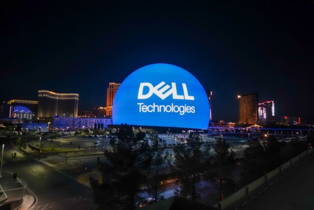 Las acciones de Dell se disparan a medida que las ganancias récord indican que la empresa está manejando bien la escasez de memoria

 | 
