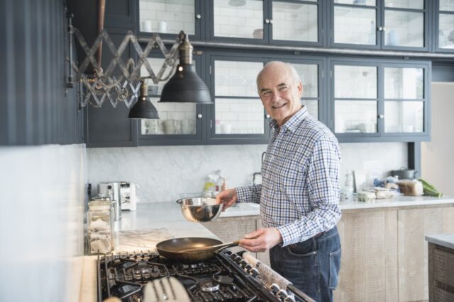 “Los clientes me dicen que tengo pelusas”: Mi limpiador de “Los clientes me dicen que tengo pelusas”: Mi limpiador de 150 dólares la hora se ha vuelto cada vez más descuidado. ¿La despido?
|