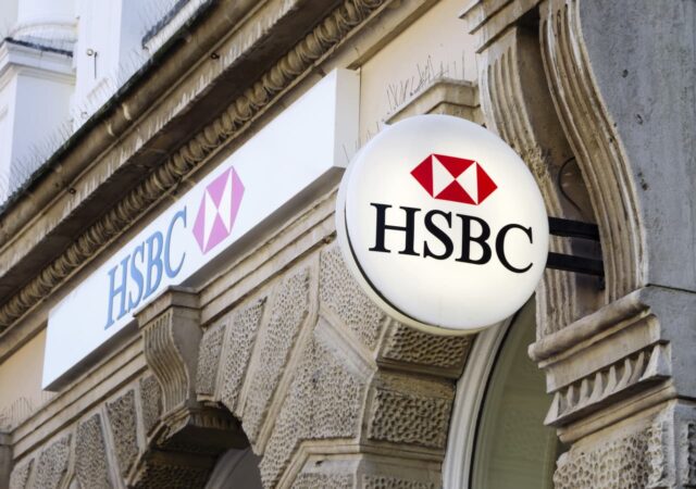 Los informes de HSBC superan y suben a medida que supera a Wells Fargo en capitalización de mercado

 | 