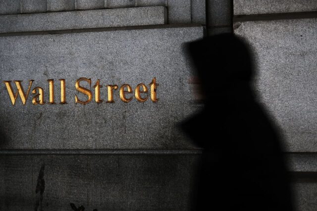 Las “cucarachas” del crédito privado y el “negocio de miedo” de la IA afectaron a las acciones en febrero. Esto es lo que sacudió a los inversores.

 | 