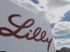 Las acciones de Eli Lilly aumentan después de una prueba avanzada de un medicamento para bajar de peso de próxima generación
| Lilly dice que las ventas de Mounjaro y Zepbound se duplican a medida que las acciones se recuperan
|