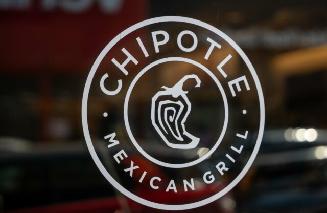 CEO de Chipotle: No venga a nosotros por menús en dólares

 | 
