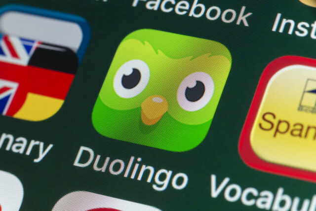 Duolingo está realizando algunos cambios para abordar la amenaza de la IA. Sus acciones se están hundiendo.

 | 