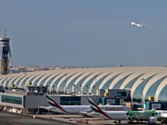 Los aeropuertos de Oriente Medio son una encrucijada del mundo. Así es como el ataque estadounidense-israelí contra Irán causará estragos en los viajes aéreos.
| Los aeropuertos de Oriente Medio son una encrucijada del mundo. Así es como el ataque estadounidense-israelí contra Irán causará estragos en los viajes aéreos.
|