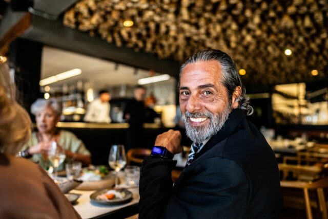 “Soy un solitario”: tengo 62 años, una cartera multimillonaria y no tengo herederos. ¿Debería buscar una esposa para mis últimos años?

 | 