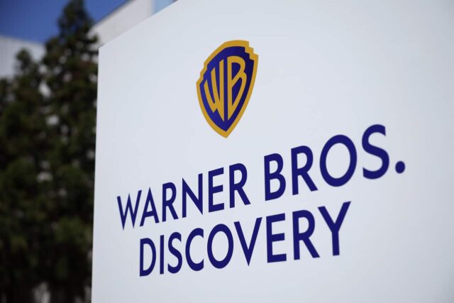 Los accionistas de Big Warner Bros. pierden la paciencia con la guerra de ofertas Paramount-Netflix

 | 