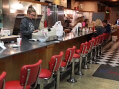 Se eliminan los aranceles de Trump, pero el golpe a las pequeñas empresas no ha hecho más que empezar
| Se eliminan los aranceles de Trump, pero el golpe a las pequeñas empresas no ha hecho más que empezar
|