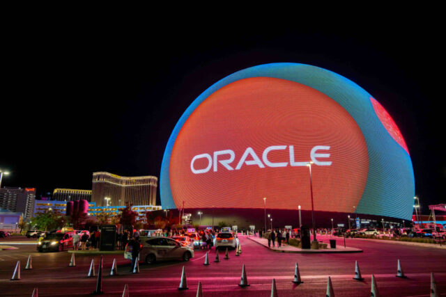La liquidación de Oracle ofrece la oportunidad de comprar acciones La liquidación de Oracle ofrece la oportunidad de comprar acciones de crecimiento del 'siguiente nivel' a bajo precio, dice un analista
|