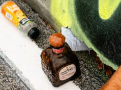 Las ventas de tequila americano se están desplomando. Diageo recorta su dividendo a la mitad.
| Las ventas de tequila americano se están desplomando. Diageo recorta su dividendo a la mitad.
|