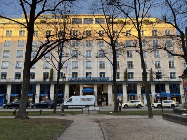 La conferencia de Múnich puso fin al orden de posguerra, opina Ray Dalio. Cómo invertir si las grandes potencias chocan.

 | 