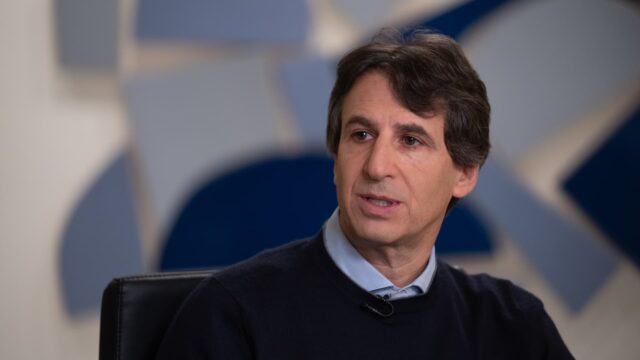 El fondo de crédito privado Apollo solo concede a los inversores el 45% de los retiros solicitados

 | 