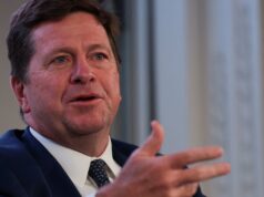 El ex presidente de la SEC, Jay Clayton, dijo que los reguladores revisarían las operaciones antes de la publicación de Trump.
| El ex presidente de la SEC, Jay Clayton, dijo que los reguladores revisarían las operaciones antes de la publicación de Trump.
|