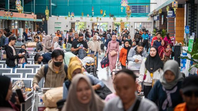 El gobierno provincial de Sumatra del Sur traza rutas adecuadas a casa para el Eid 2026

 | 