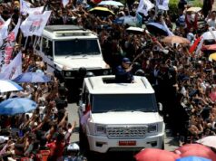 Prabowo compara a Maung con Rp. 8 mil millones de autos
| Prabowo compara a Maung con Rp. 8 mil millones de autos
|