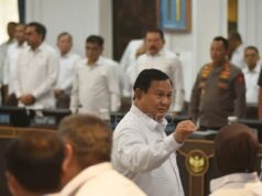 Respuesta de los ministros a los planes de reducción salarial
| Respuesta de los ministros a los planes de reducción salarial
|