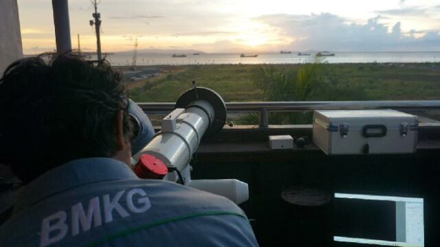 Monitoreo de BMKG: las posibilidades de ver la luna de Eid Hilal hoy son bajas

 | 