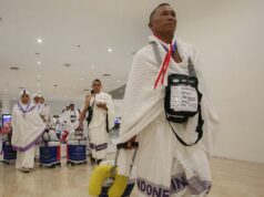 6.047 peregrinos de la Umrah llegan a Indonesia desde la guerra de Oriente Medio
| 6.047 peregrinos de la Umrah llegan a Indonesia desde la guerra de Oriente Medio
|