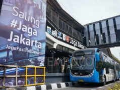 Apertura del bloque Transjabodetabek M-Soetta, precio 3.500 IDR
| Apertura del bloque Transjabodetabek M-Soetta, precio 3.500 IDR
|
