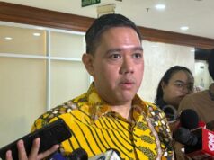 Prabowo no habló con la RPD sobre su voluntad de mediar entre Estados Unidos e Irán.
| Prabowo no habló con la RPD sobre su voluntad de mediar entre Estados Unidos e Irán.
|