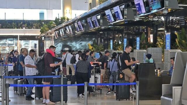 La RPD se queja de los costosos billetes de avión nacionales durante el tiempo de reunión

 | 