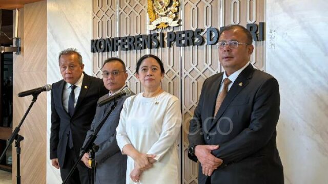 Puan responde a propuesta para acelerar discusión sobre revisión de ley electoral

 | 