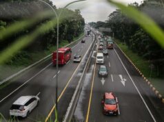 Los vehículos que ingresan al peaje de Kalikangkung comienzan a aumentar
| Los vehículos que ingresan al peaje de Kalikangkung comienzan a aumentar
|