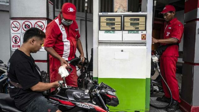Bahlil: Las reservas nacionales de combustible aún son suficientes para Bahlil: Las reservas nacionales de combustible aún son suficientes para 20 días
|