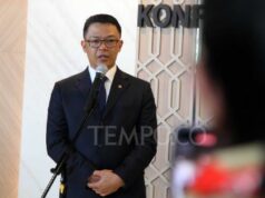 Ministro de Asuntos Exteriores Sugiono: El gobierno evacuará a 15 ciudadanos indonesios de Irán
| Ministro de Asuntos Exteriores Sugiono: El gobierno evacuará a 15 ciudadanos indonesios de Irán
|