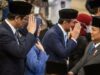 Prabowo convoca a Purbaya y Rosan al palacio.
| Prabowo convoca a Bahlil y Purbaya al palacio
|