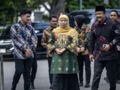 Khofifah elige la FMH todos los miércoles para ASN Java Oriental
| Khofifah elige la FMH todos los miércoles para ASN Java Oriental
|