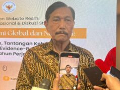 Luhut predice que la guerra entre Estados Unidos, Israel e Irán continuará
| Luhut predice que la guerra entre Estados Unidos, Israel e Irán continuará
|