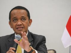 Prabowo destaca que la industria minera aún no es justa para el país
| Bahlil: Hay suficientes existencias de combustible, la gente no tiene que entrar en pánico para comprar
|