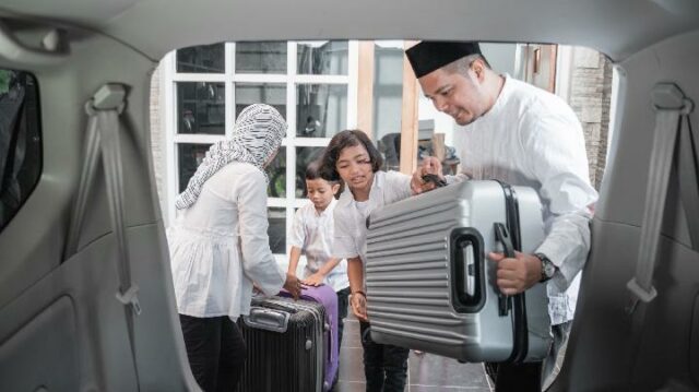 El Ministerio de Asuntos Religiosos prepara 6.859 mezquitas como puntos de parada para el regreso a casa

 | 