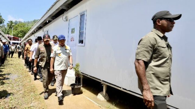 El grupo de trabajo PRR completa 11.189 refugios y cero tiendas de campaña para refugiados en Sumatra Occidental

 | 