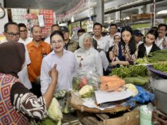 El gobierno de la ciudad de Semarang prepara un mercado móvil barato antes del Eid
| El gobierno de la ciudad de Semarang prepara un mercado móvil barato antes del Eid
|