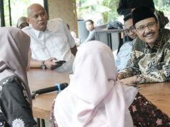 Gus Ipul recibe audiencia de Regent y PCNU Pasuruan y analiza datos sociales y escuelas públicas
| Gus Ipul recibe audiencia de Regent y PCNU Pasuruan y analiza datos sociales y escuelas públicas
|