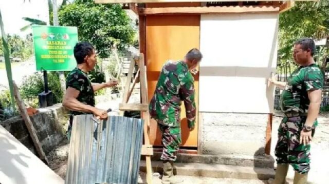 Reanudación del saneamiento después de las inundaciones en Sumatra: el 81 por ciento de los MCK completados

 | 