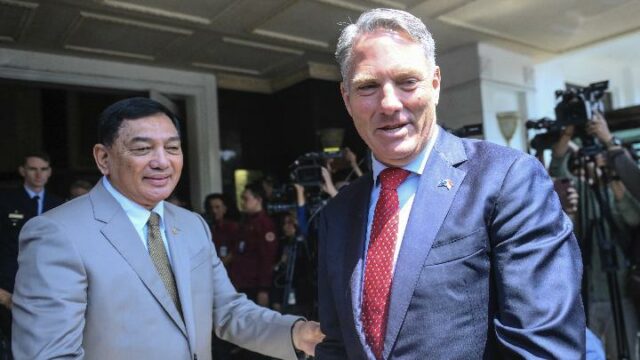 El Ministerio de Defensa construye un sitio de entrenamiento bélico en Morotai

 | 