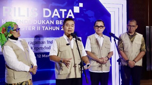 El director general de Dukcapil garantiza que todos los servicios de administración de la población sean gratuitos

 | 