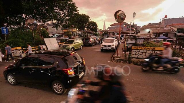 El abogado de Andrie Yunus pide que se investiguen las El abogado de Andrie Yunus pide que se investiguen las pruebas de la botella y el casco
|