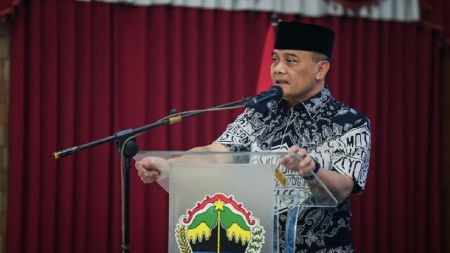 La respuesta de Ahmad Luthfi después de que el KPK arrestara a tres líderes regionales

 | 