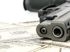 Arrestan al personal del TNI que vendía armas orgánicas a PNG
| Arrestan al personal del TNI que vendía armas orgánicas a PNG
|